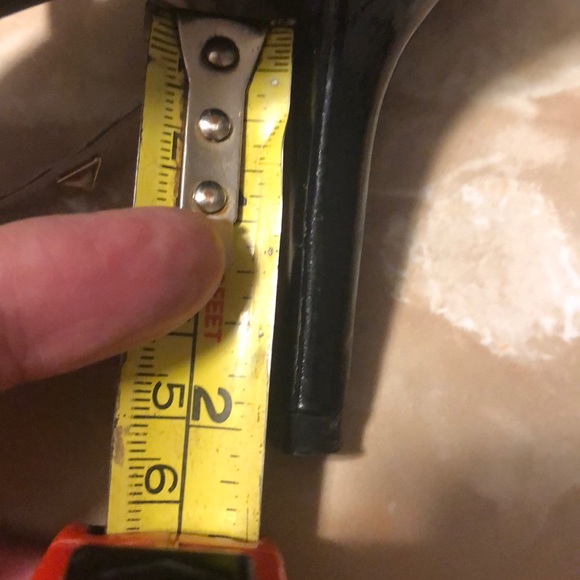 Shoes - Picture 6 of 6